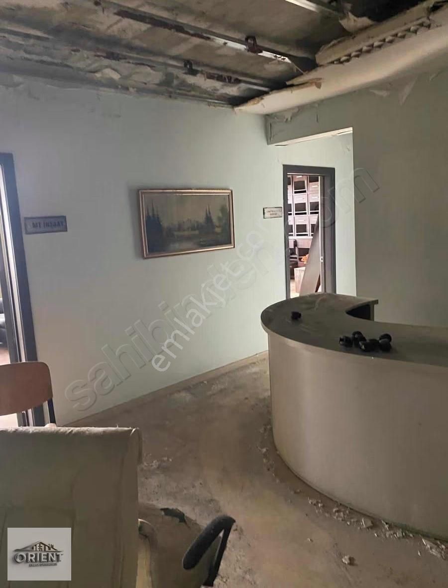 Ana Cadde Üzeri E5 Cepheli Prestijli Kiralık Dükkan - Görsel 6