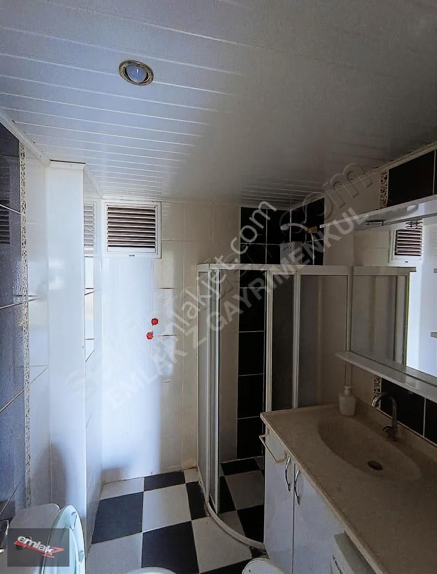 Çiftlikköy'de Satılık 1+1 Daire: 65m², Deniz Manzaralı, Eşyalı - Görsel 23