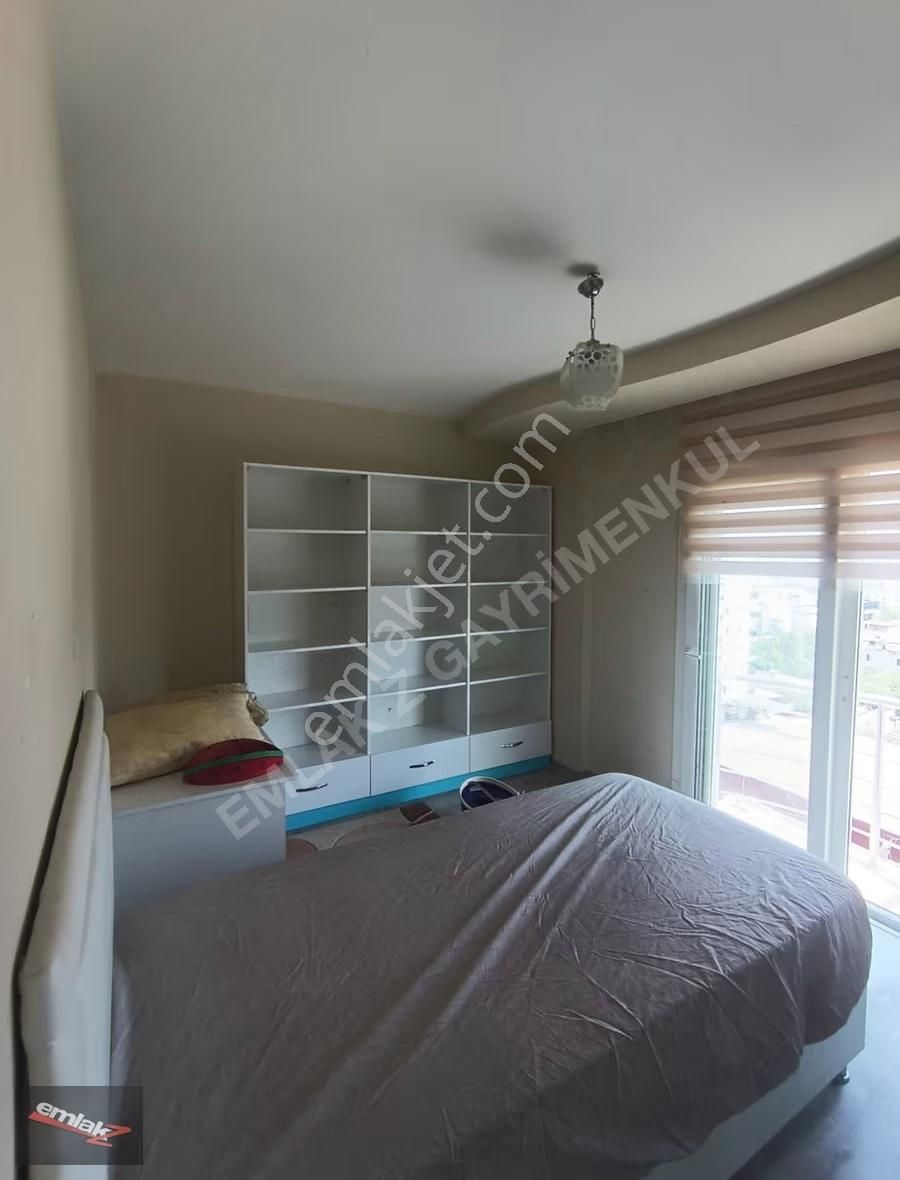 Çiftlikköy'de Satılık 1+1 Daire: 65m², Deniz Manzaralı, Eşyalı - Görsel 32