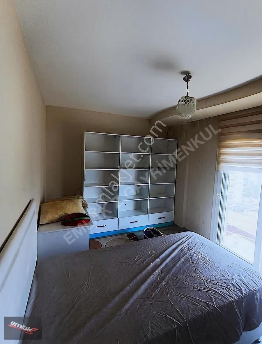 Çiftlikköy'de Satılık 1+1 Daire: 65m², Deniz Manzaralı, Eşyalı - Görsel 13