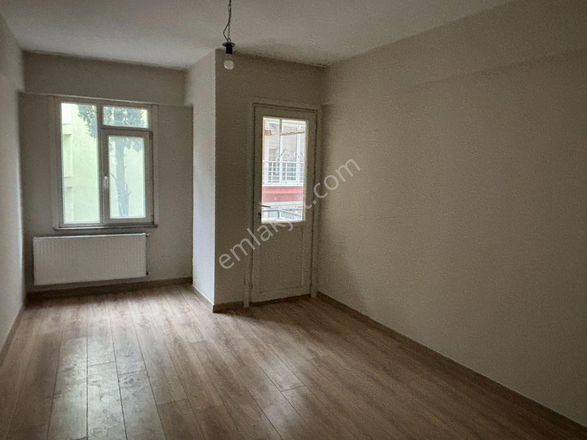 Gülbahar Mahallesinde Kiralık 2+1 Daire - Görsel 4