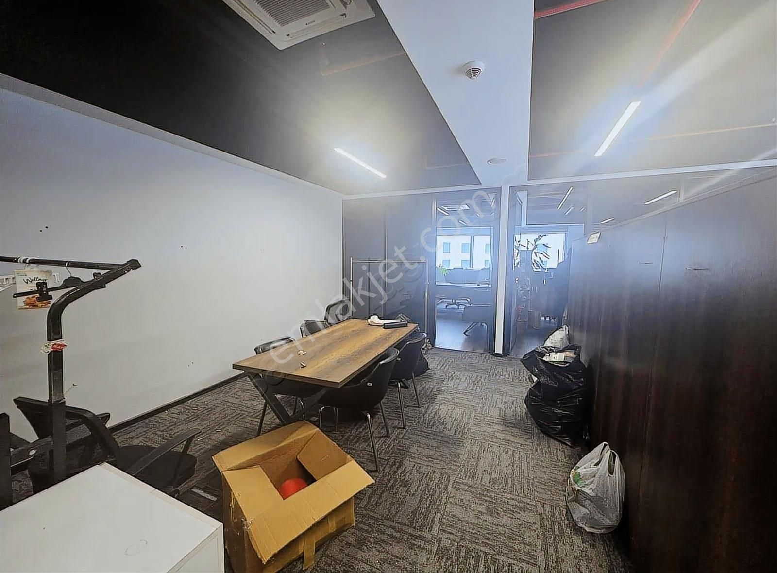 Halkalı Antplota Plazada Kiralık 130 Mk Luks Ofıs - Görsel 2