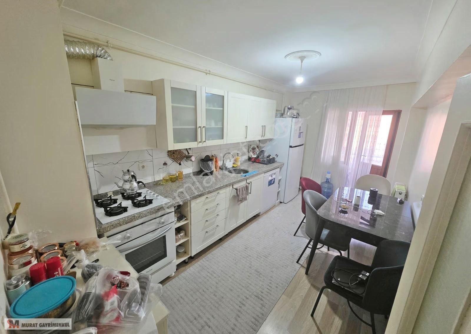 Osmangazi Ana Cadde Üzerinde Katta Cadde Cepheli Geniş M2 3+1