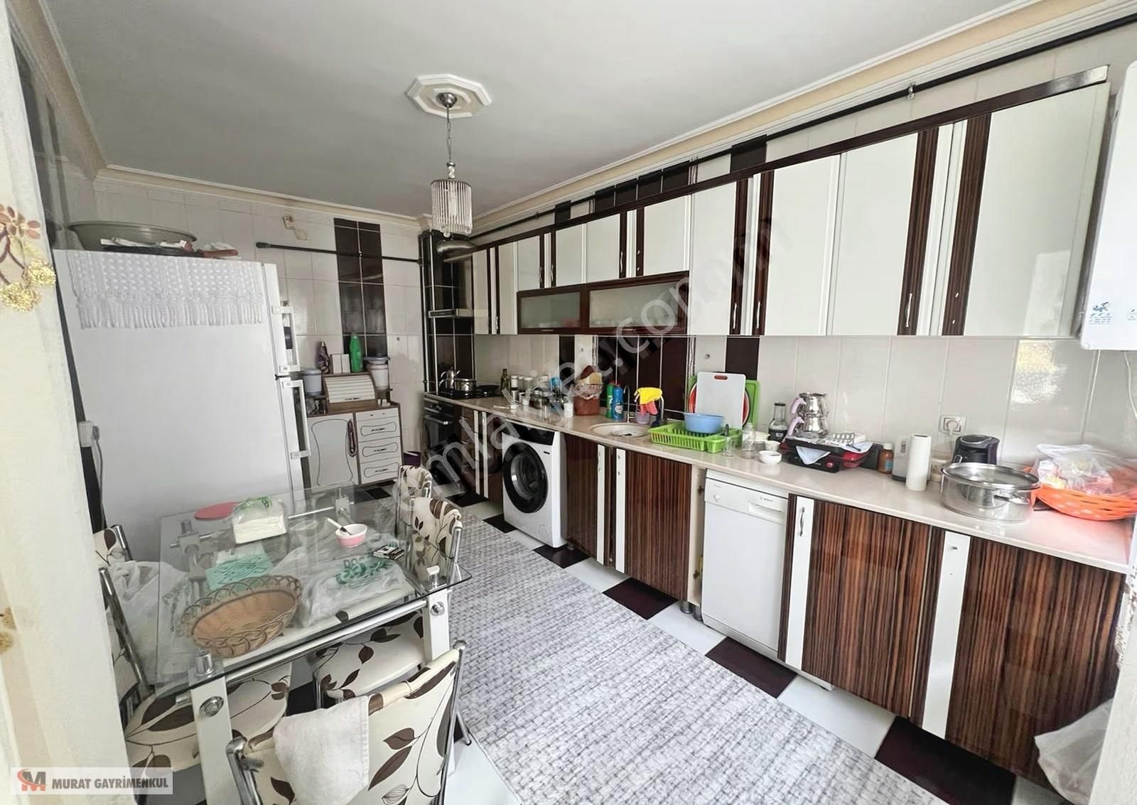 Fırsat Dairesi Ara Katta Asansörlü Güney Cephe Geniş M2 3+1