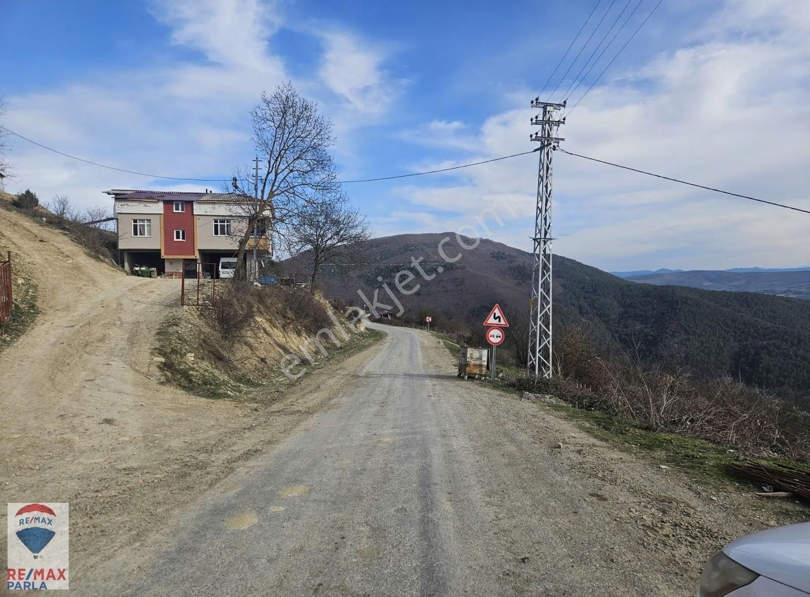 Atakum Güney Köyünde Yatırımlık Uygun Fiyatlı Tarla - Görsel 4