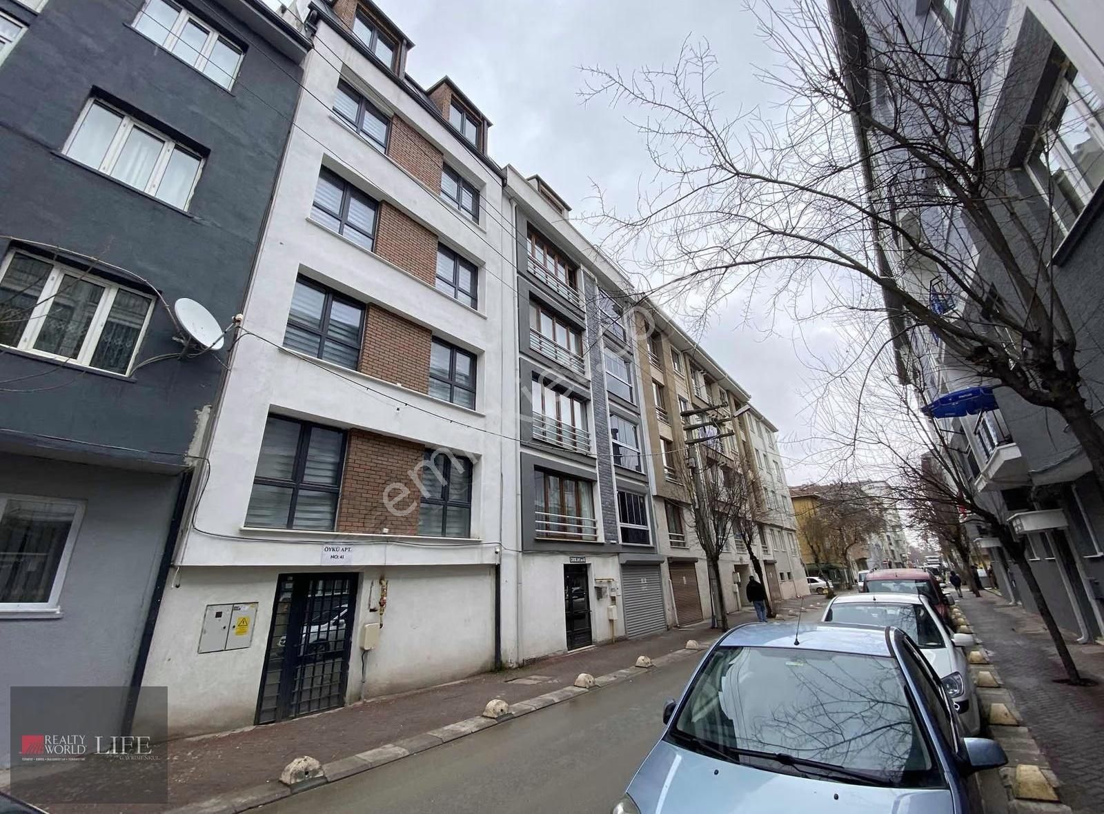 Rw Lıfe// Ömerağa Mh Basay Sk Tüm Faturalar Dahil Luks 1+1 Daire