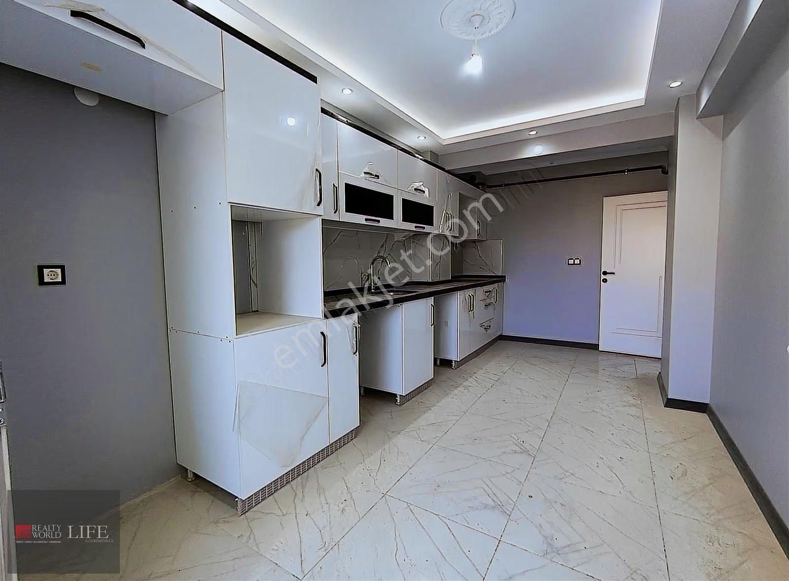 Rw Life // 71 Evler Mh.kafkas Cad.yakını Satılık 3+1 Daire - Görsel 21