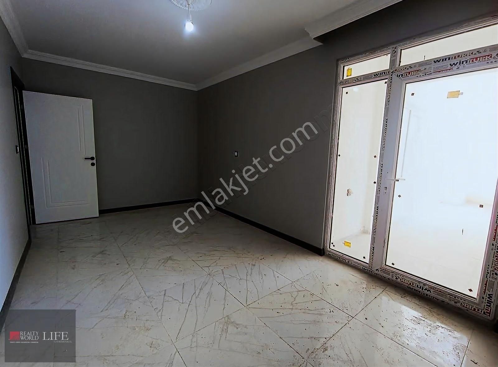 Rw Life // 71 Evler Mh.kafkas Cad.yakını Satılık 3+1 Daire - Görsel 6