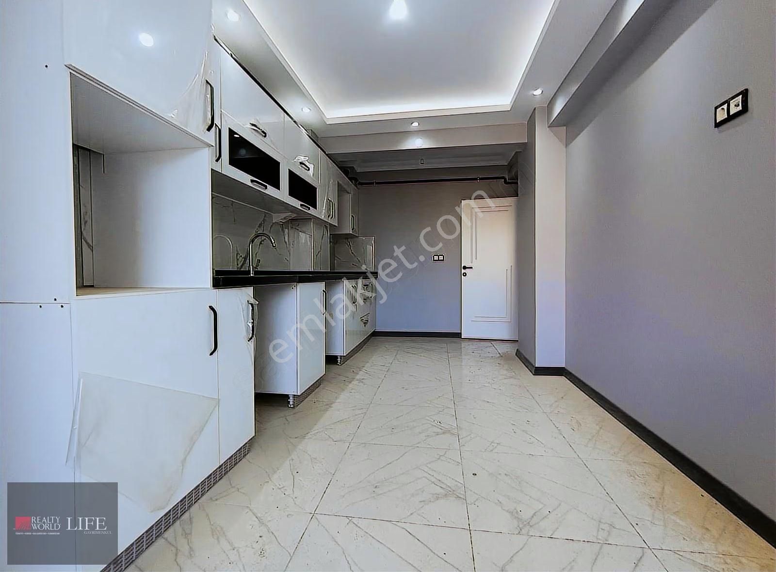 Rw Life // 71 Evler Mh.kafkas Cad.yakını Satılık 3+1 Daire - Görsel 12