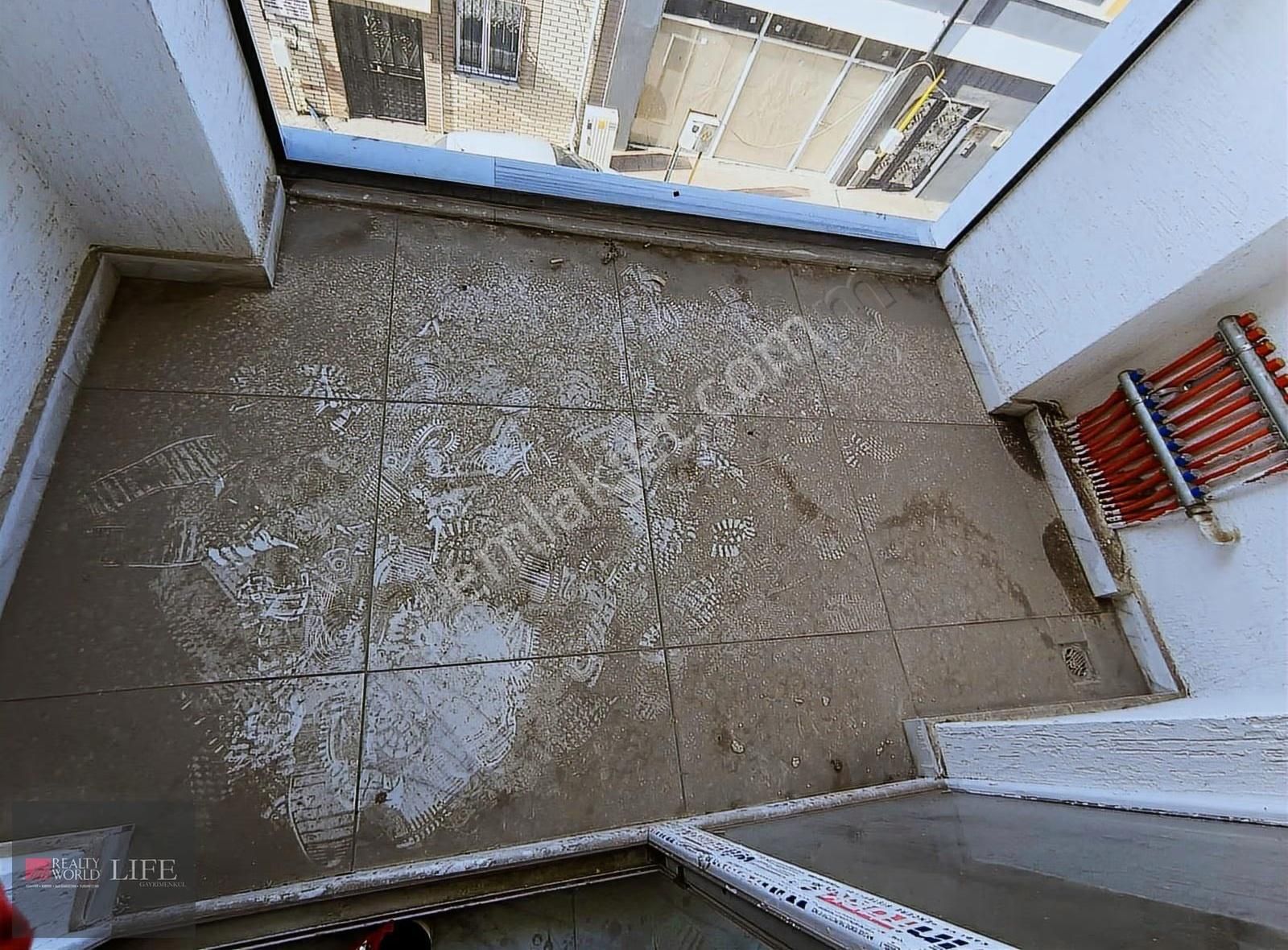 Rw Life // 71 Evler Mh.kafkas Cad.yakını Satılık 3+1 Daire - Görsel 3