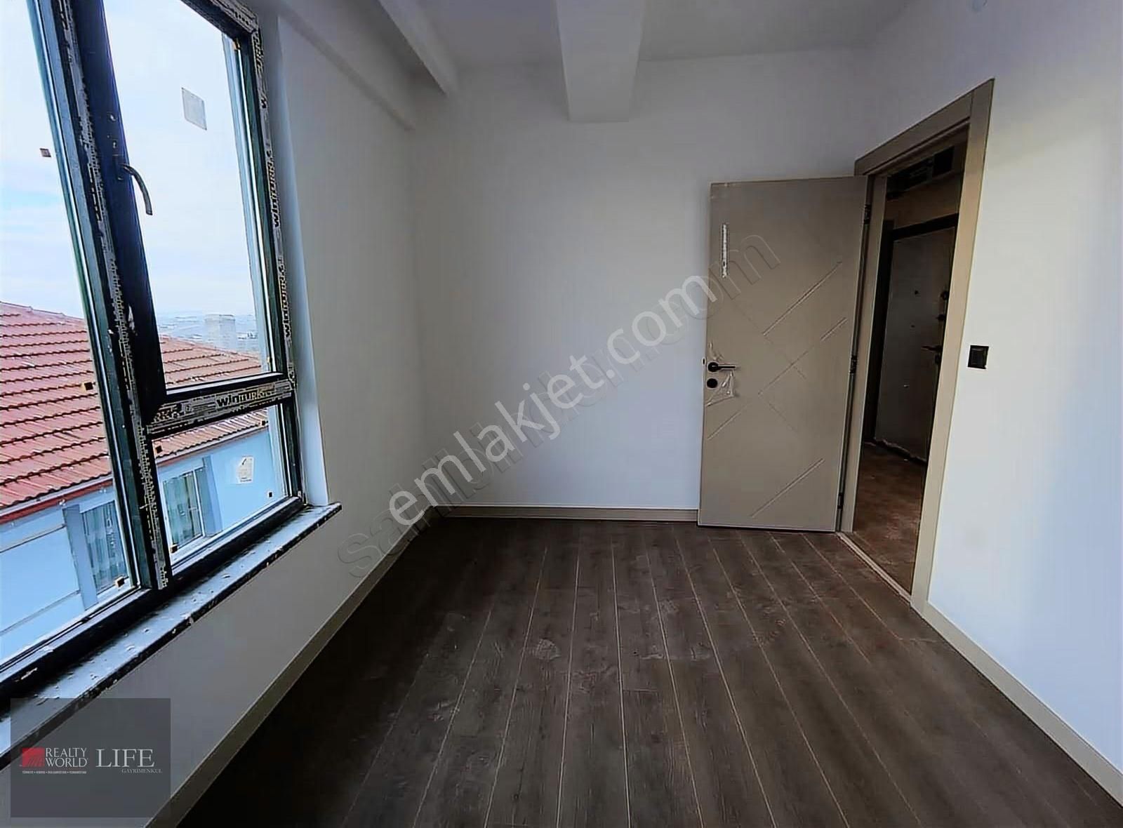 Rw Lıfe // Şirintepe Mah.bursa Cad Yakını Satılık Lüks 2+0 Daire - Görsel 13