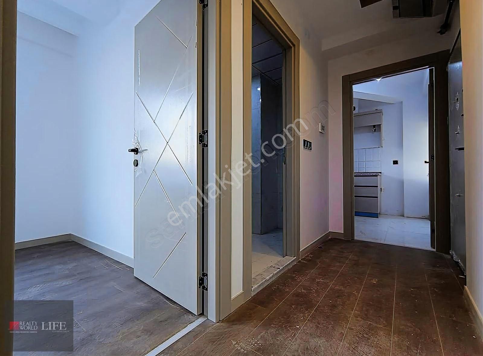 Rw Lıfe // Şirintepe Mah.bursa Cad Yakını Satılık Lüks 2+0 Daire - Görsel 3