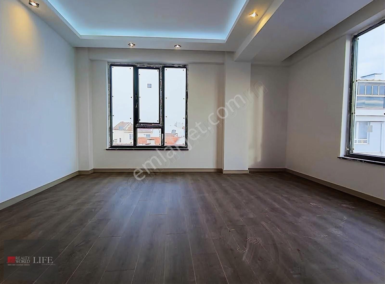 Rw Lıfe // Şirintepe Mah.bursa Cad.yakını Satılık Lüks 2+1 Daire - Görsel 3