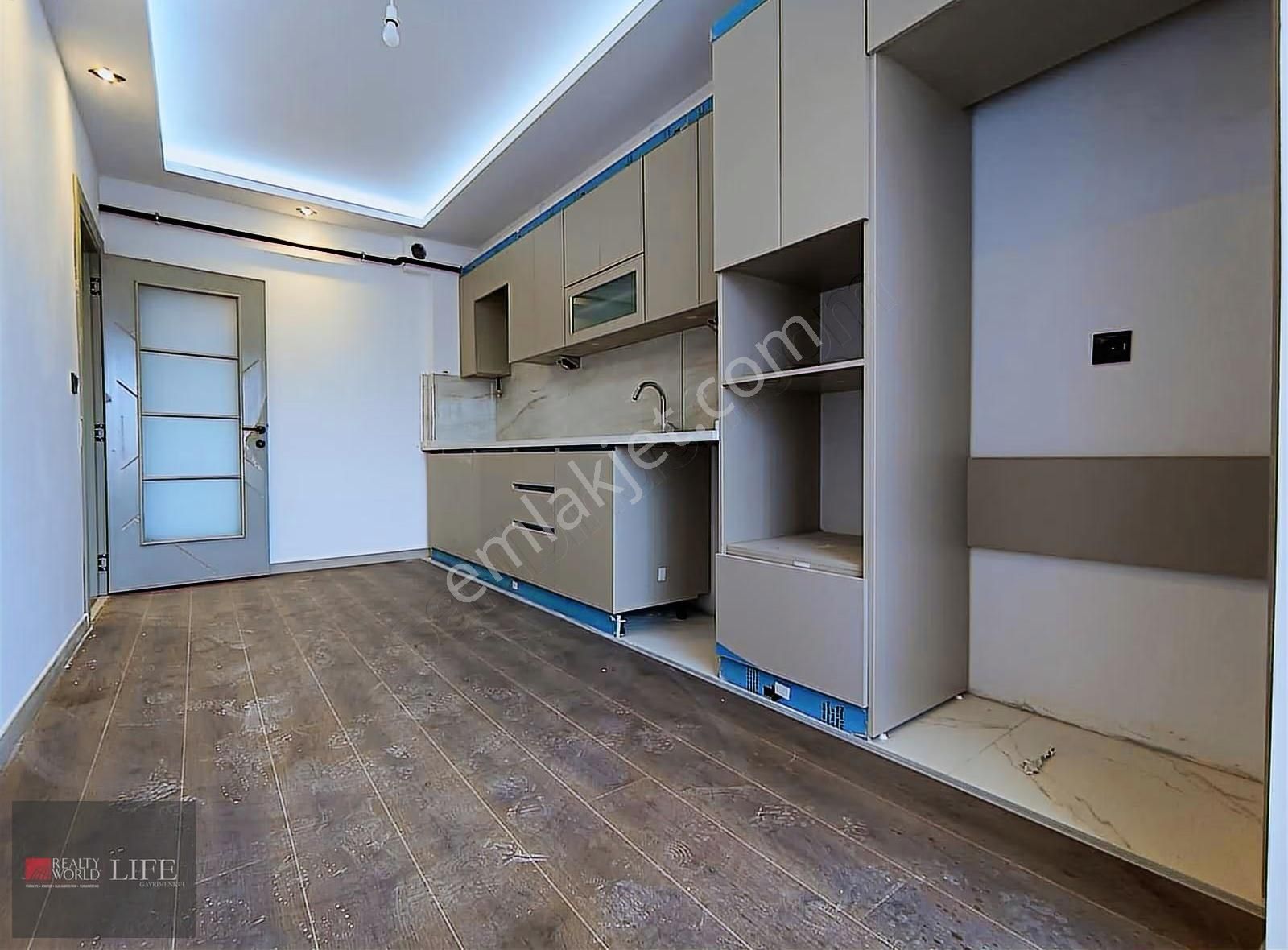 Rw Lıfe // Şirintepe Mah.bursa Cad.yakını Satılık Lüks 2+1 Daire - Görsel 2