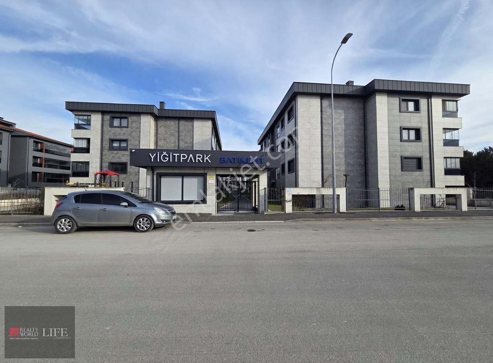 Rw Lıfe // Batıkent Site İçi Arakat Lüks 4+1 Satılık Daire