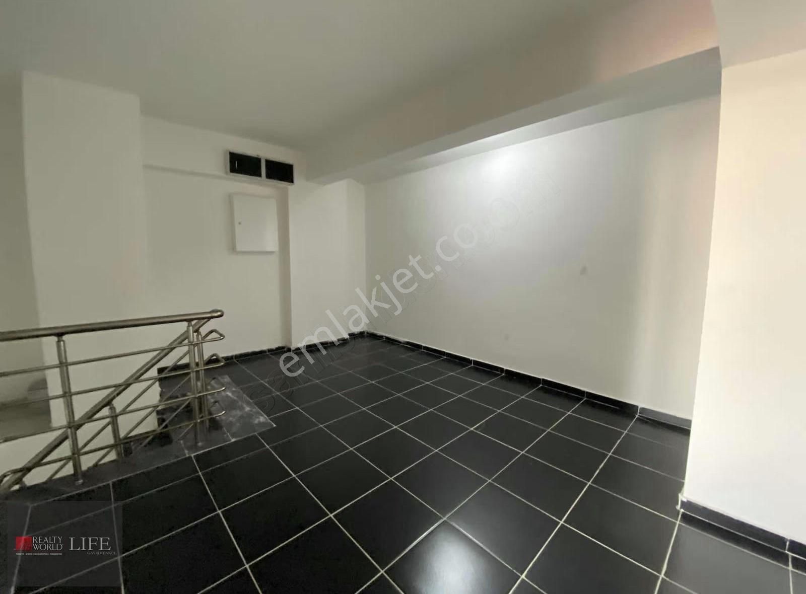 Rw Lıfe// Büyükdere Mh Faturalar Dahil Dubleks Kiralık 1+1 Daire - Görsel 13