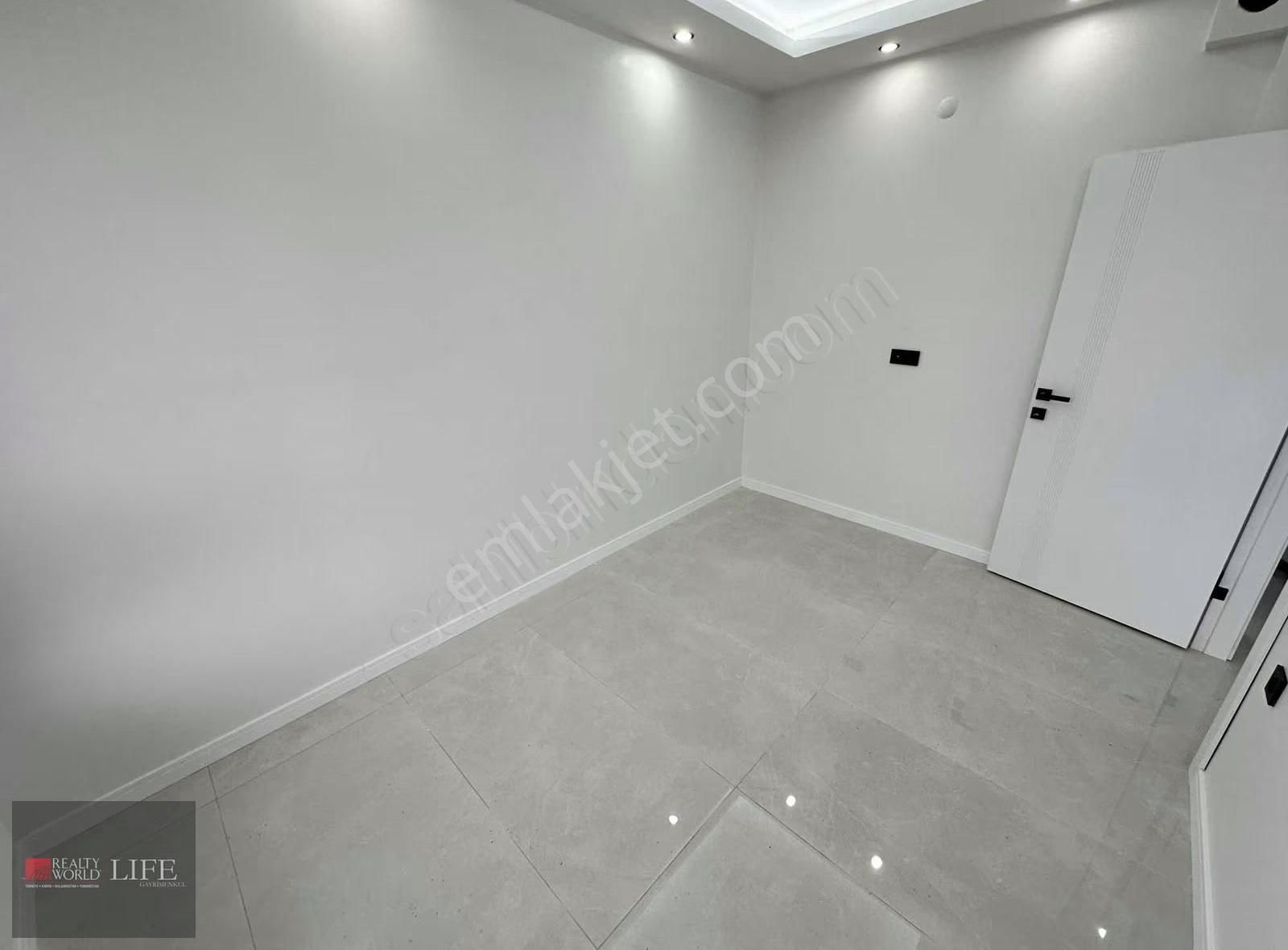 Rw Lıfe// Batıkent Mh Çandar Sk Üzerinde 65 M2 Kiralık 1+1 Daire - Görsel 21