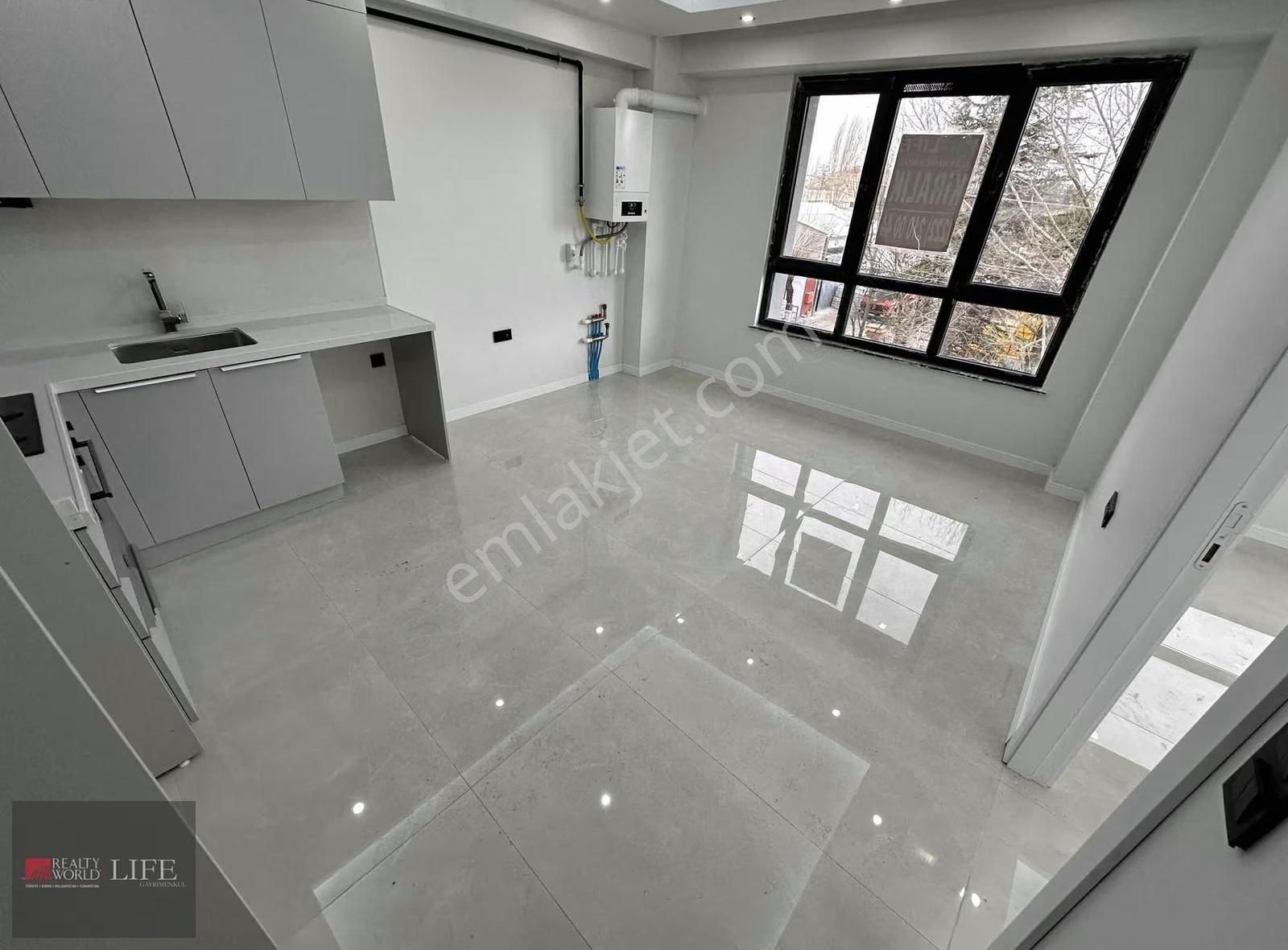 Rw Lıfe// Batıkent Mh Çandar Sk Üzerinde 65 M2 Kiralık 1+1 Daire - Görsel 14