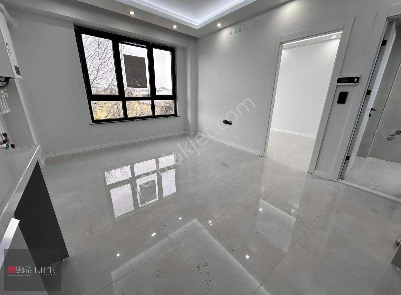 Rw Lıfe// Batıkent Mh Çandar Sk Üzerinde 65 M2 Kiralık 1+1 Daire - Görsel 26