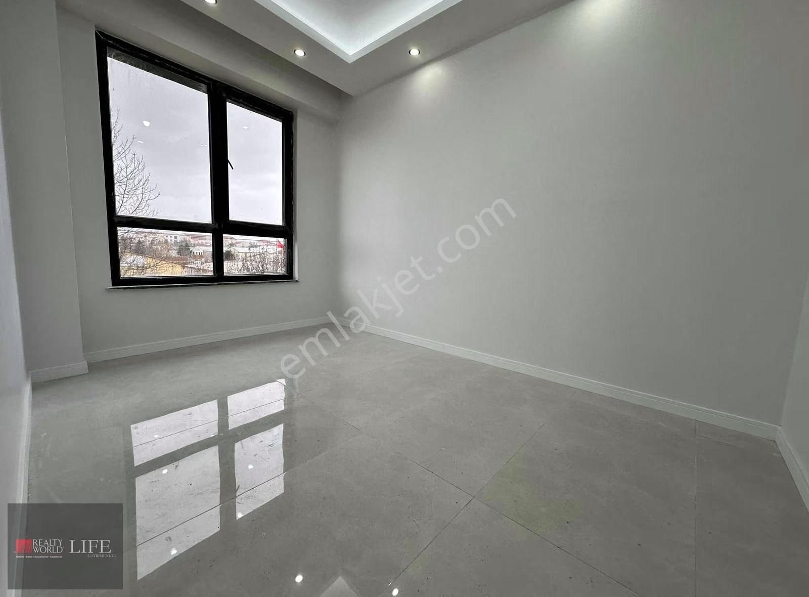 Rw Lıfe// Batıkent Mh Çandar Sk Üzerinde 65 M2 Kiralık 1+1 Daire - Görsel 18