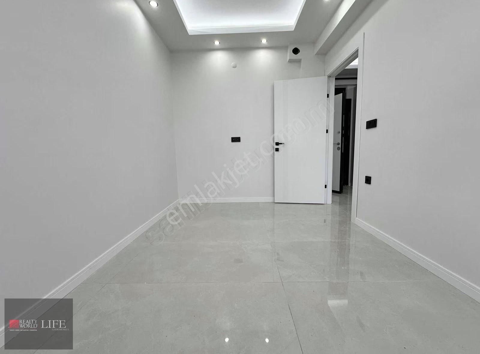 Rw Lıfe// Batıkent Mh Çandar Sk Üzerinde 65 M2 Kiralık 1+1 Daire - Görsel 5