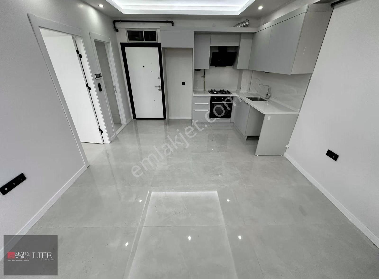 Rw Lıfe// Batıkent Mh Çandar Sk Üzerinde 65 M2 Kiralık 1+1 Daire - Görsel 32