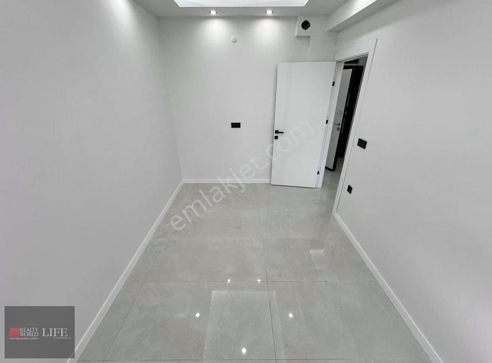 Rw Lıfe// Batıkent Mh Çandar Sk Üzerinde 65 M2 Kiralık 1+1 Daire - Görsel 19