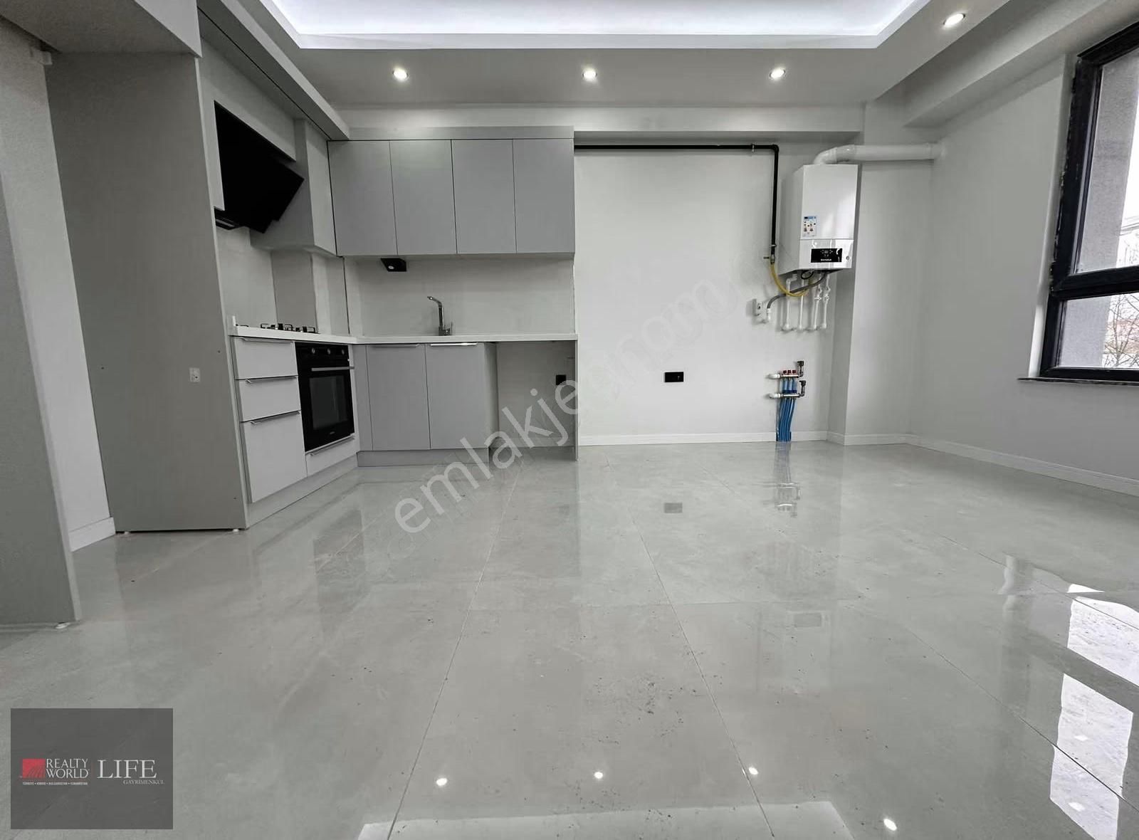 Rw Lıfe// Batıkent Mh Çandar Sk Üzerinde 65 M2 Kiralık 1+1 Daire - Görsel 24