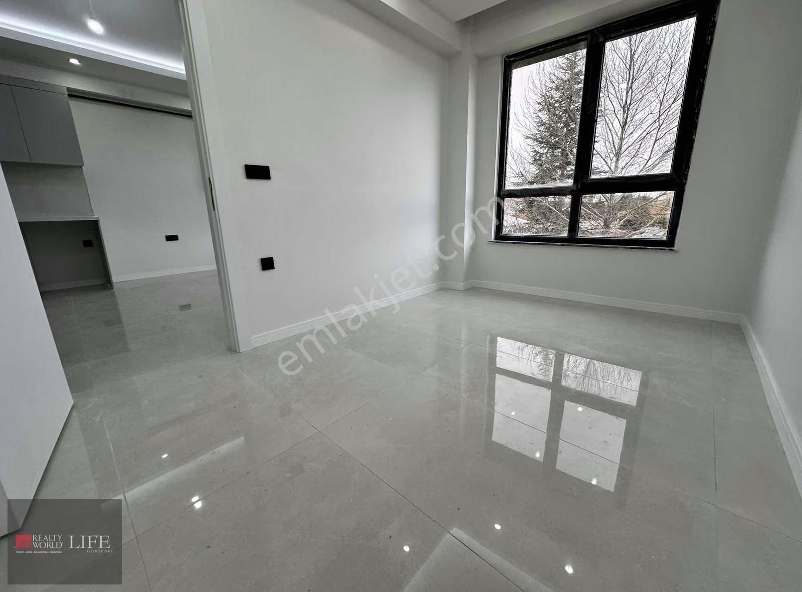 Rw Lıfe// Batıkent Mh Çandar Sk Üzerinde 65 M2 Kiralık 1+1 Daire - Görsel 33