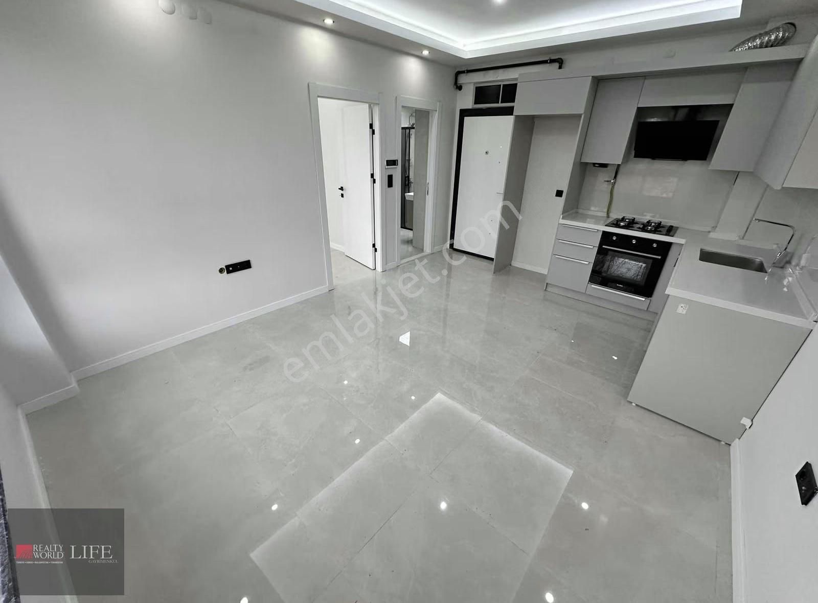 Rw Lıfe// Batıkent Mh Çandar Sk Üzerinde 65 M2 Kiralık 1+1 Daire - Görsel 16