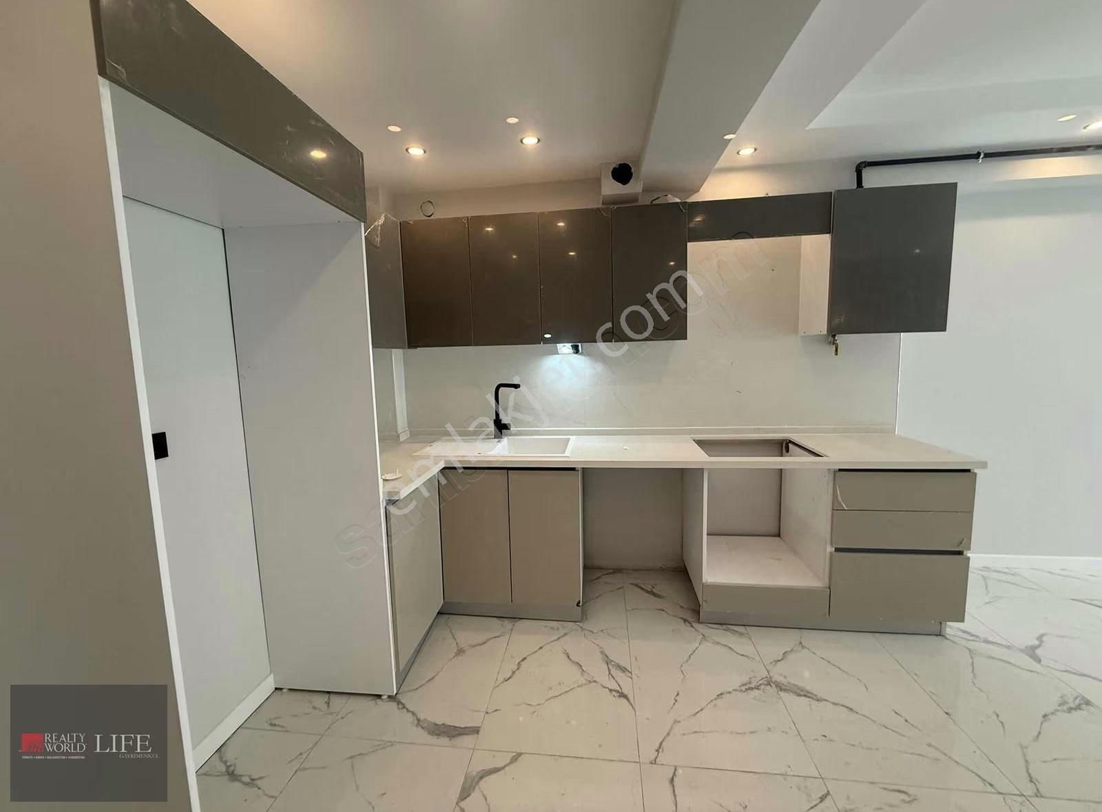 Rw Lıfe // Ertuğrulgazi Mah.tapu Karşısı 100m2 2+1 Satılık Daire - Görsel 16