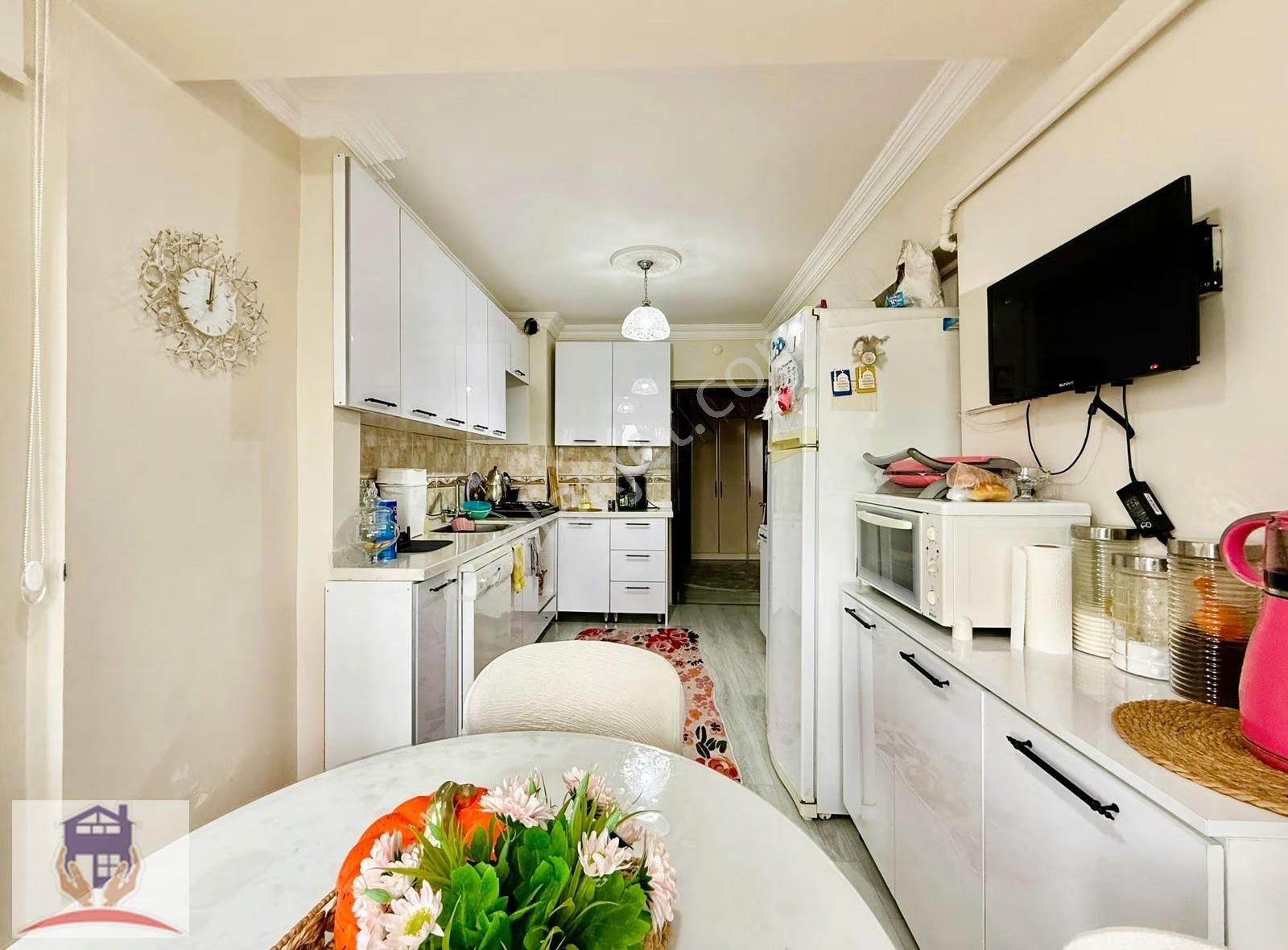 Vadim Emlak'tan Kat Konumunda Site İçi 2 Bolkonlu Yapılı Daire - Görsel 10