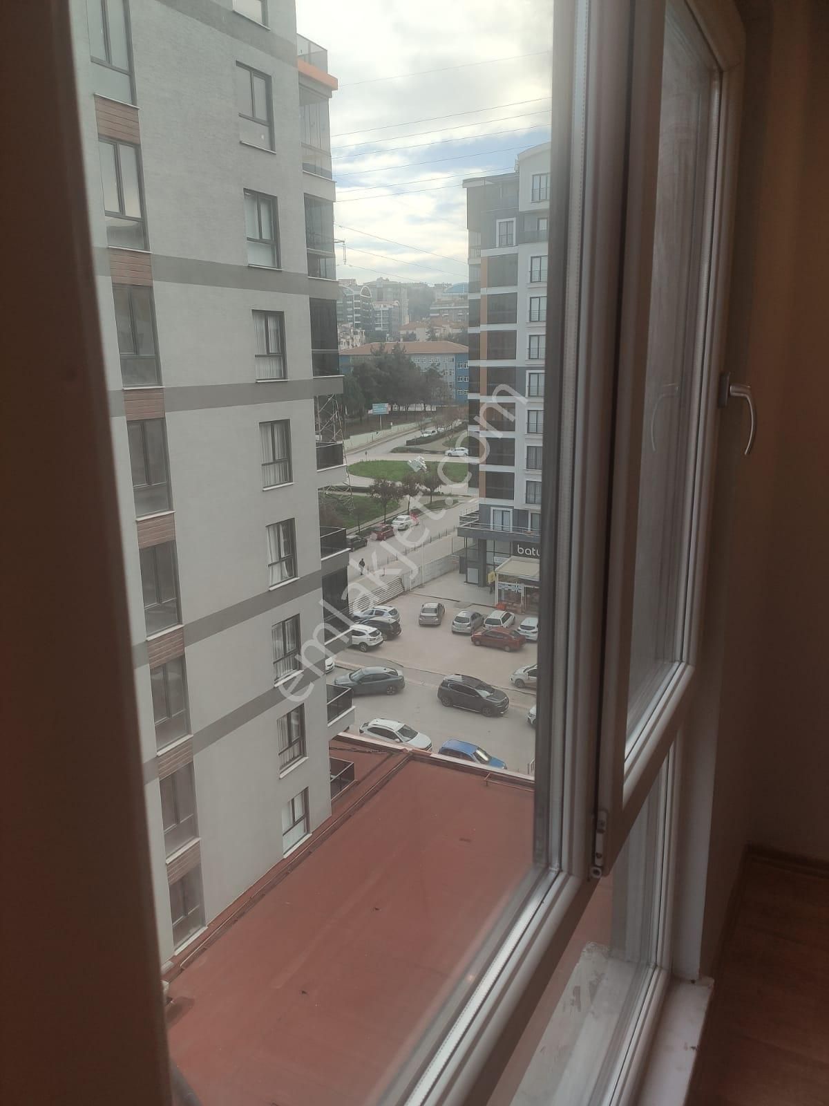 Sahibinden 3+1 Arakat Daire - Modern & Hemen Taşınıma Hazır - Görsel 23