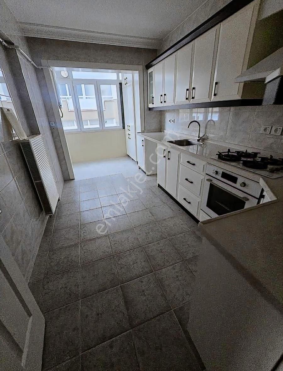 Tire Fatih Mh.3+1 Doğalgazlı Bulvar Üstünde Kiralık Daire - Görsel 14