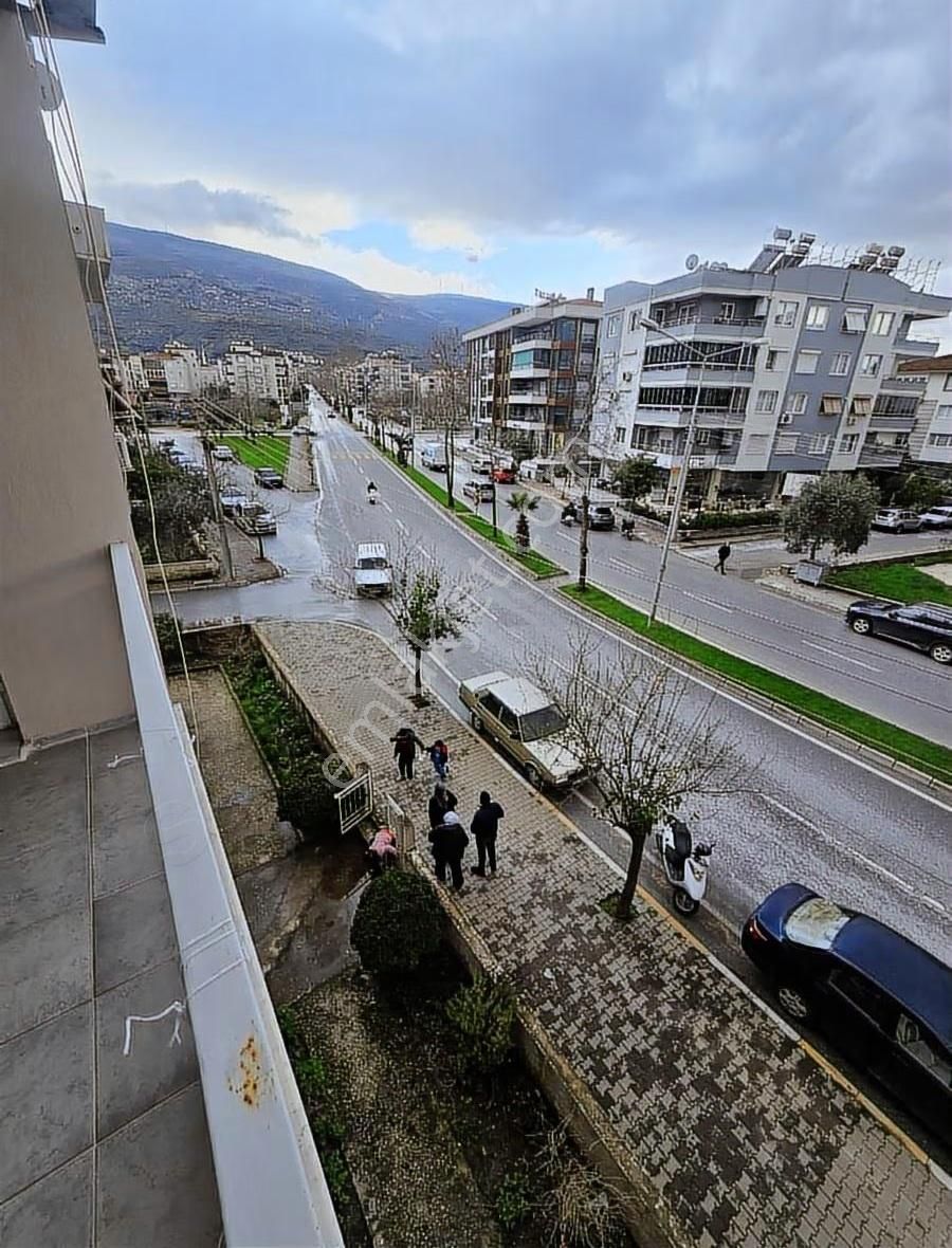 Tire Fatih Mh.3+1 Doğalgazlı Bulvar Üstünde Kiralık Daire