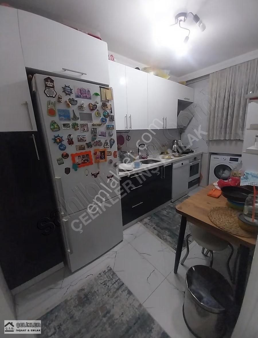 Bağlar Mah Atatürk Caddesine 3.bina 1.kat Balkonlu Hisseli - Görsel 4