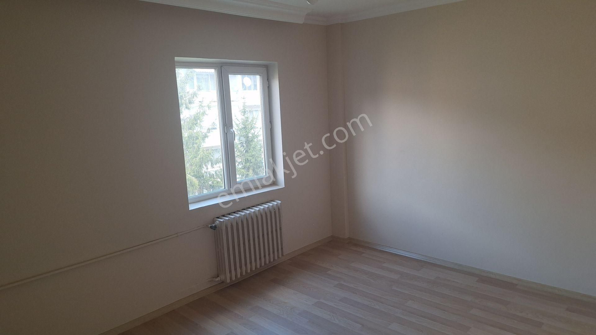 Century 21 Vizyon'dan Akarbaşı Mah.de Kiralık 2+1 Daire - Görsel 13