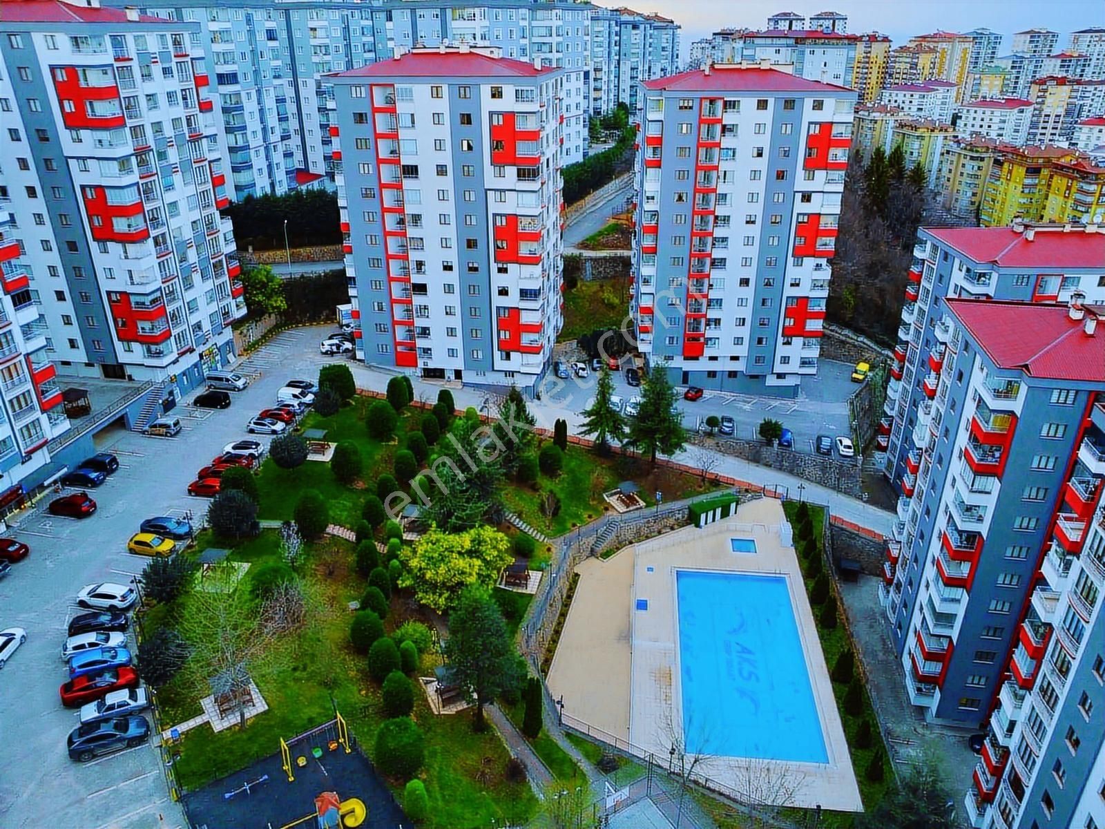 Trabzon Çukurçayırda Manzaralı Daire