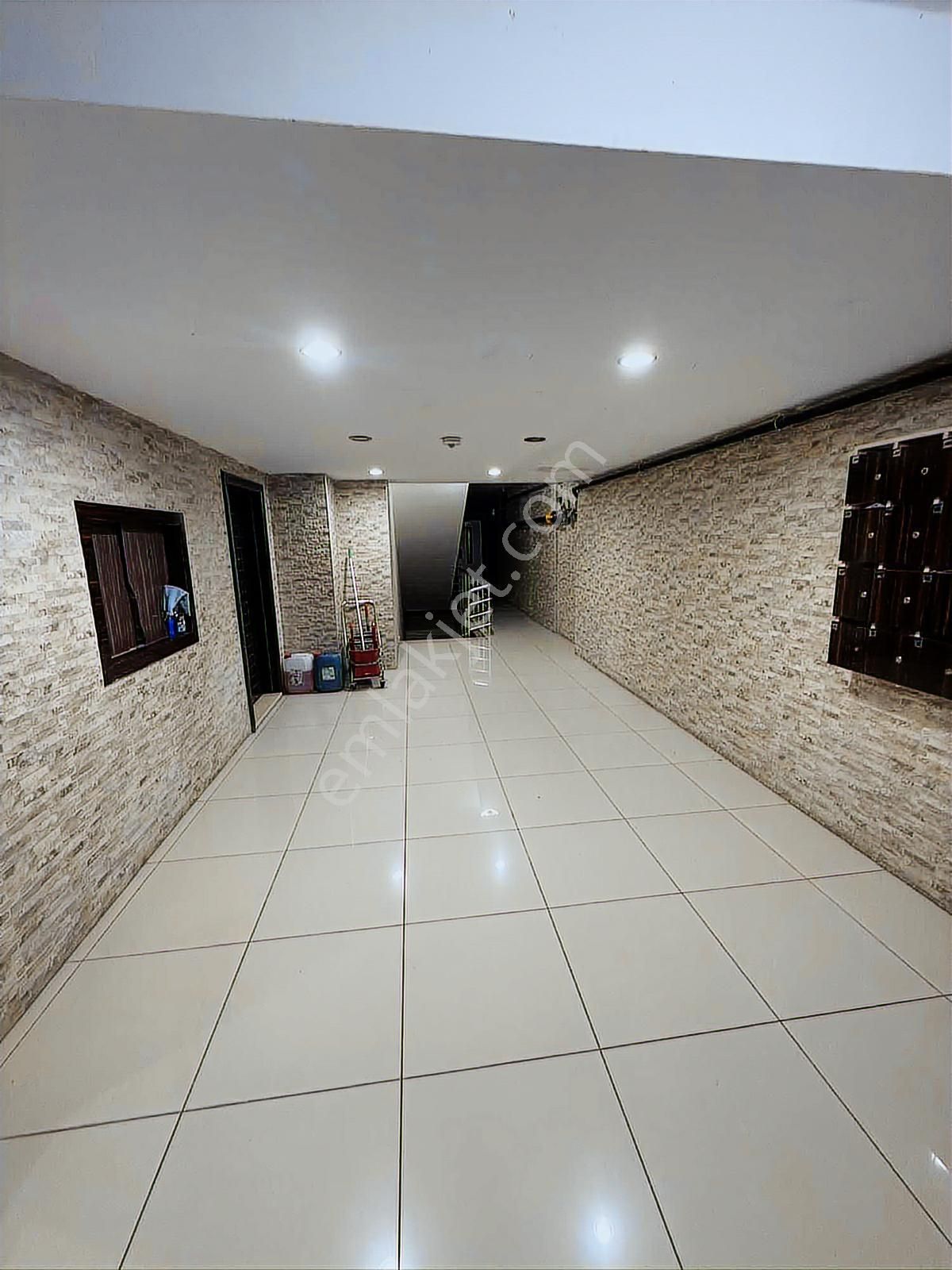 Trabzon Çukurçayırda Manzaralı Daire - Görsel 5