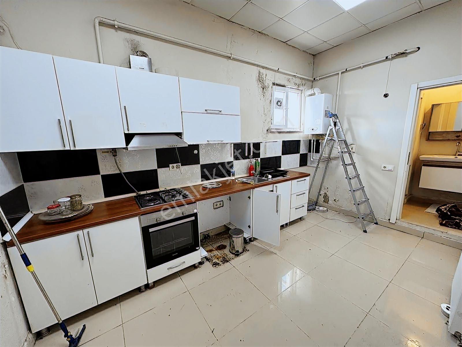 Başakşehir Sabahattin Zaim Caddesi Üzeri 180 M2 Cadde Dükkan - Görsel 15