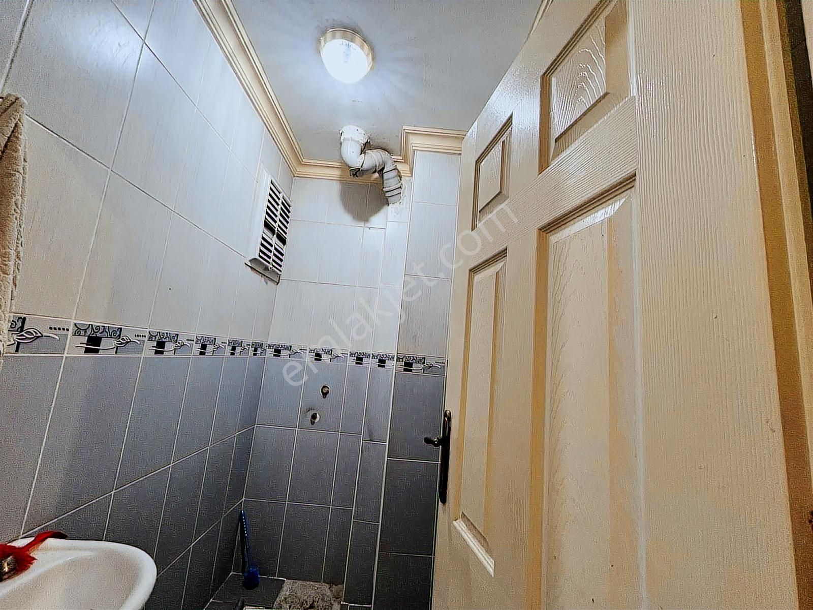 Şehitlik Mahallesinde 3+1 Giriş Katı Daire - Görsel 9