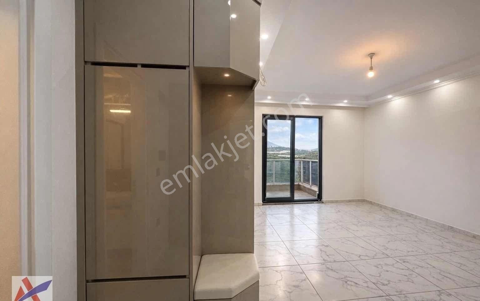 Mahmutlar'da Otel Konseptinde Manzaralı Satılık 1+1 Daire - Görsel 2