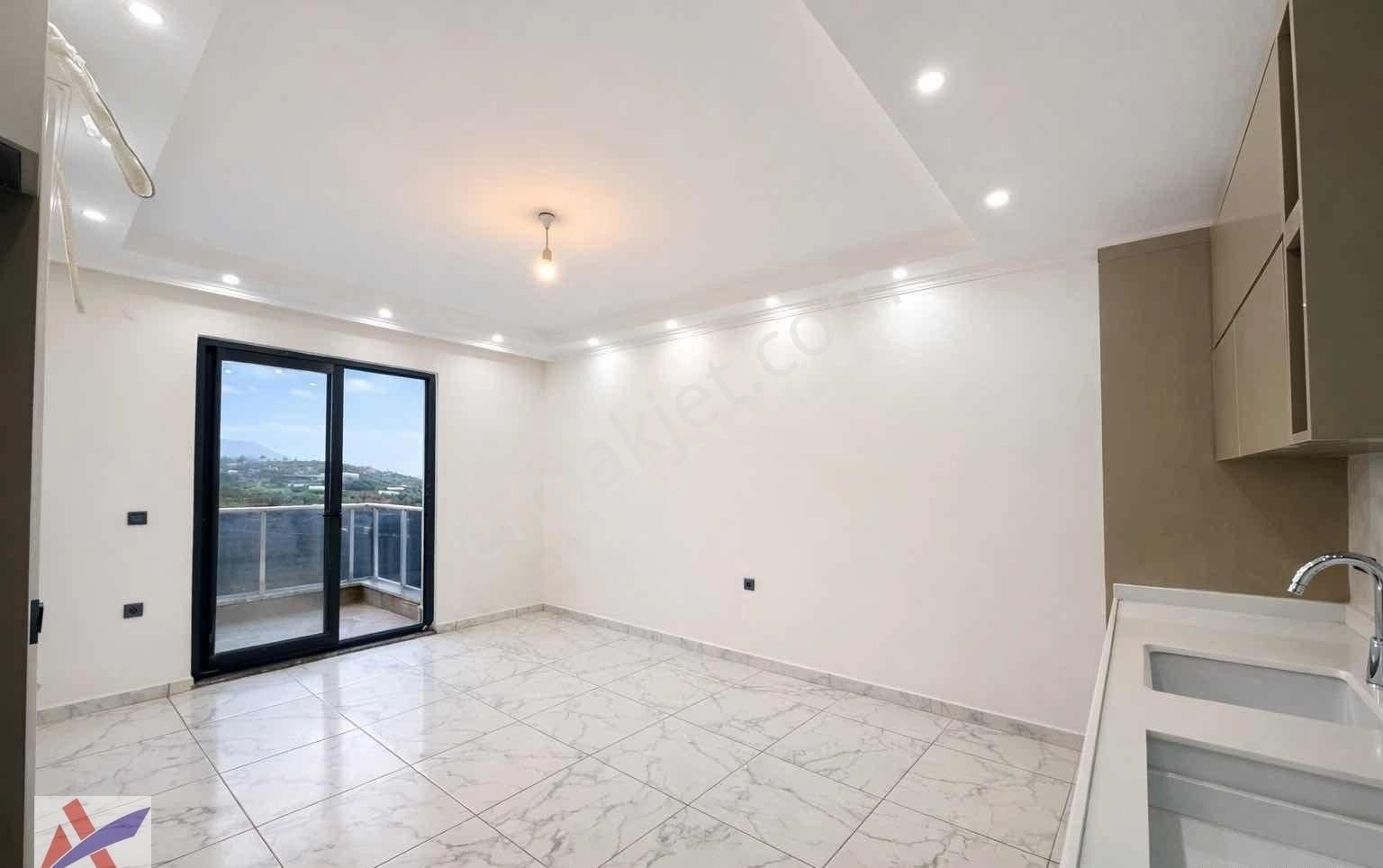 Mahmutlar'da Otel Konseptinde Manzaralı Satılık 1+1 Daire - Görsel 7