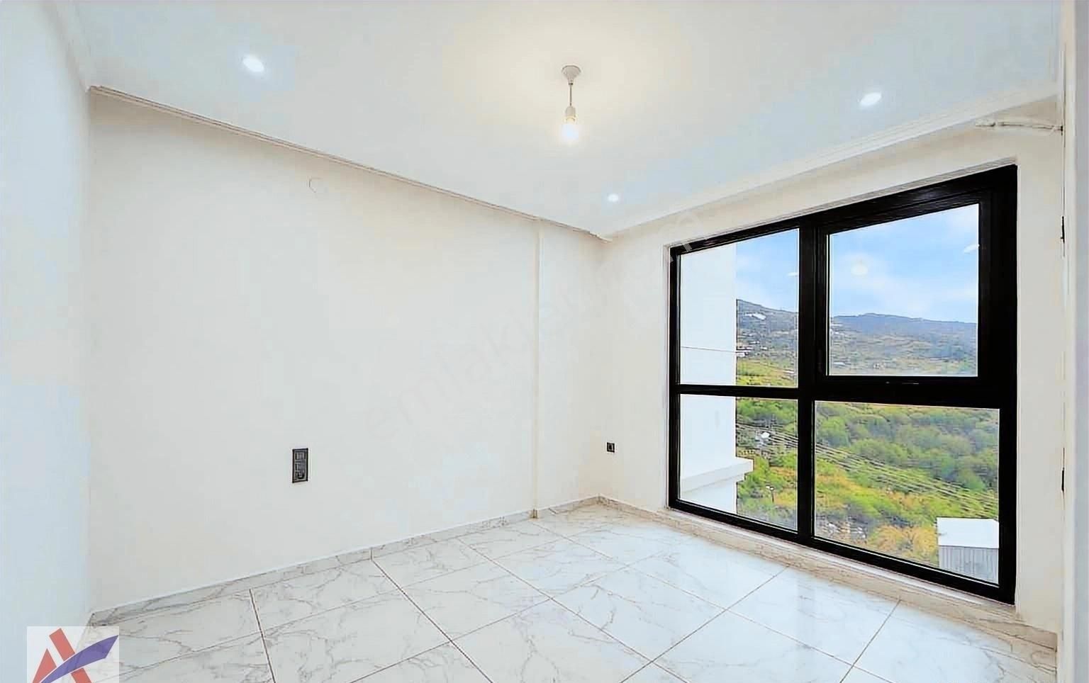 Mahmutlar'da Otel Konseptinde Manzaralı Satılık 1+1 Daire - Görsel 11