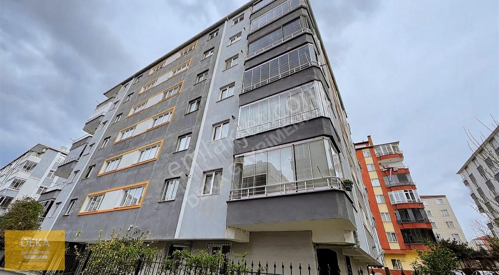 Deka Gayrimenkul'den Mevlana Mah. Site İçerisinde 3+1 Daire