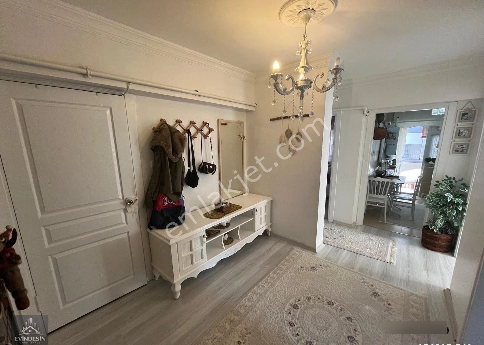 23 Nisan Mahallesinde 3+1 Full Yapılı Temiz Satılık Daire - Görsel 5