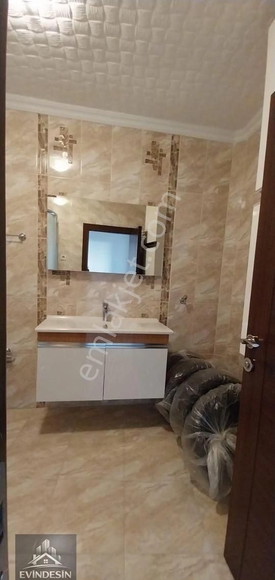 Tepebaşı Mahallesinde Ara Katta Manzaralı Full Yapılı Satılık Daire - Görsel 3