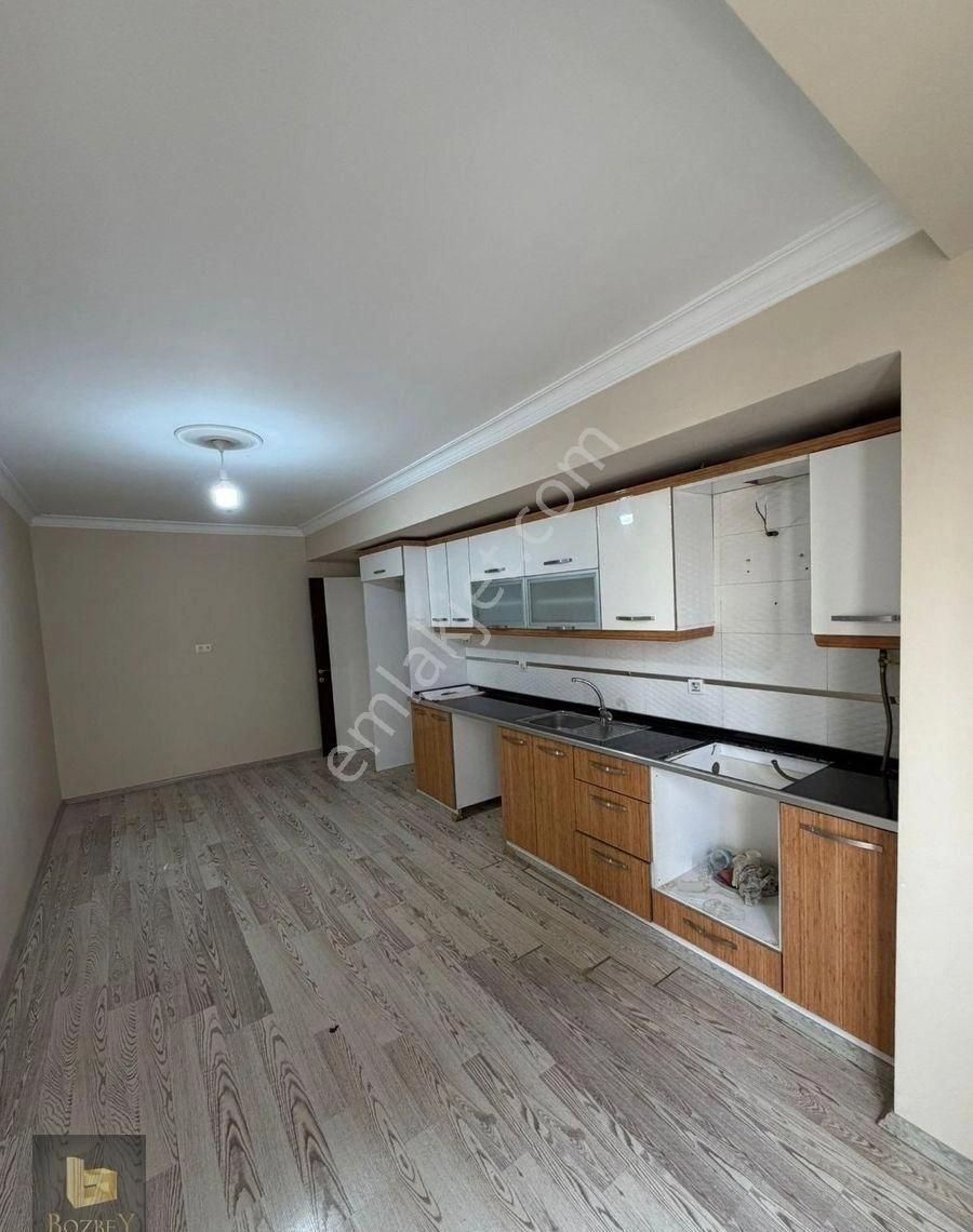 Buca Fırat Mah. 2+1 130 M2 Kapalı Mutfak Doğalgazlı Kiralık Lüks Daire - Görsel 4