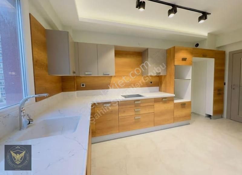 Beylikdüzü'nde Siteiçi Full+full Özel Tasarımlı 2+1 Lüx Dairemiz - Görsel 18