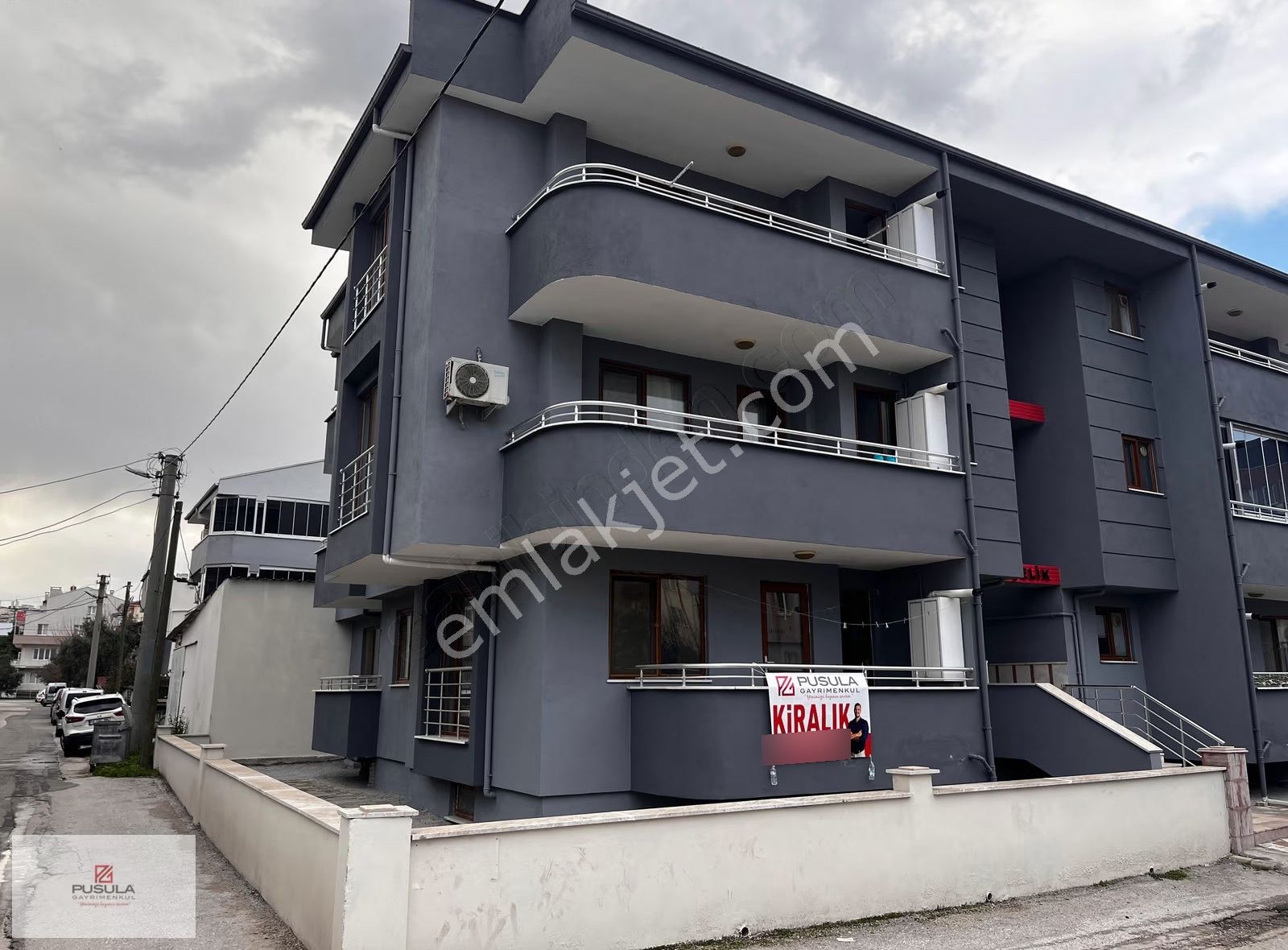 Plevne İlöğretim Okulu Yanı Park Cepheli Y.giriş Kiralık (3+1)